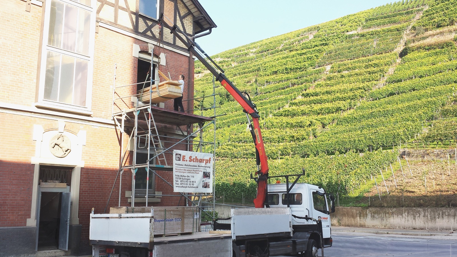 Ladekran von E. Scharpf im Einsatz